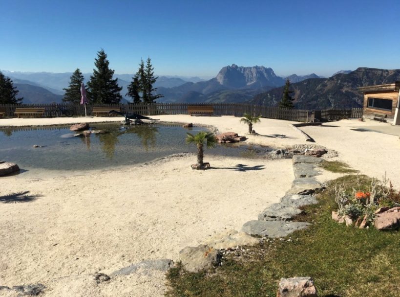 Steinplatte in Tirol